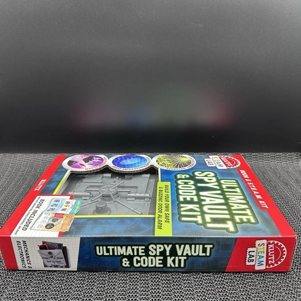 Ultimate Spy Vault And Code Kit Hardcover Editors Of Klutz Brand New